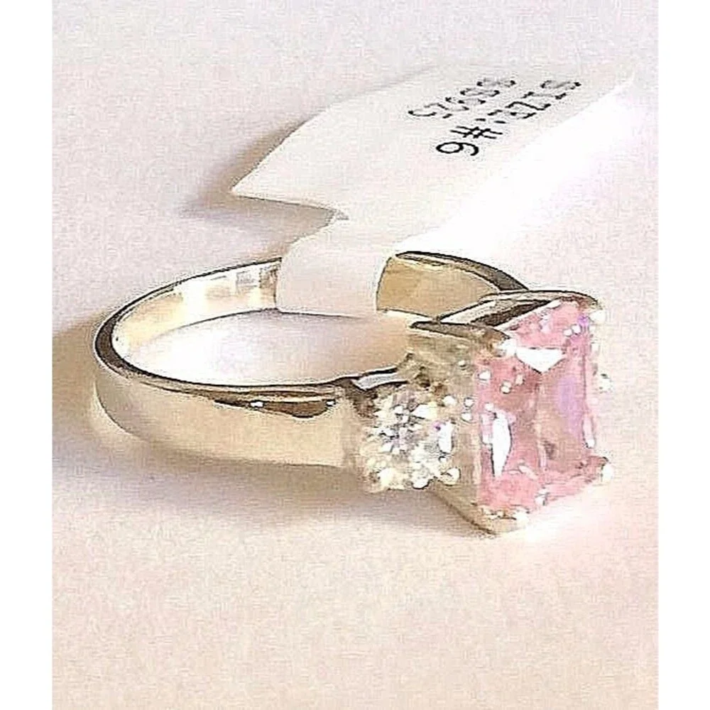 Vintage Sterling Silver Pink Cubic Zirconia Cocktail Ring Size 5 6 Triplet 925